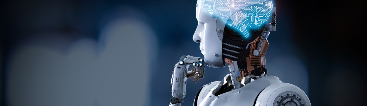 Roboter mit künstlicher Intelligenz hält sich die Hand in nachdenklicher Pose ans Kinn